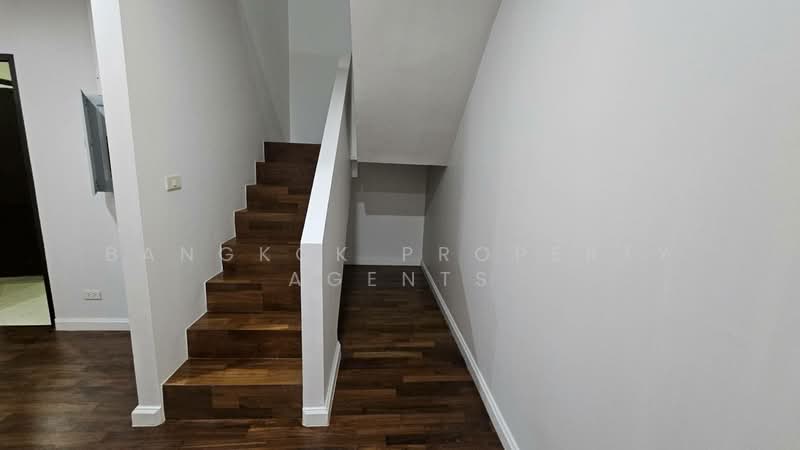 The Cadogan Private Residence, Bangkok, Soi Sukhumvit 39, Khlong Tan Nua, Watthana, Bangkok, 3 Bedrooms, 199 sqm, Condo For Rent, by BANGKOK PROPERTY AGENTS, 500163870 - DDproperty.com