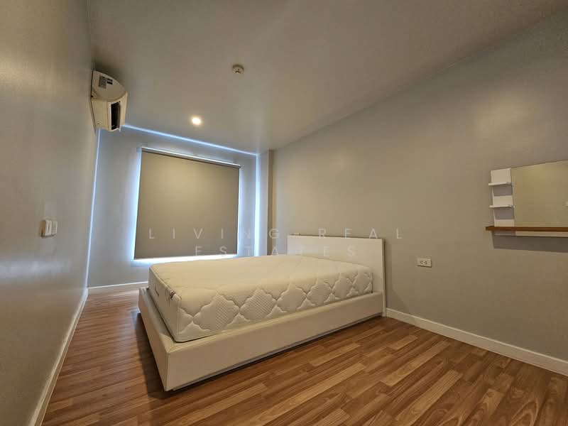 For Rent - We Condo Ekkamai-Ramindra, Bangkok