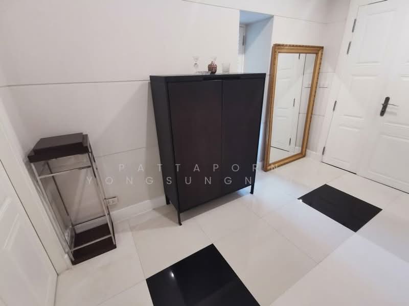 Royal Residence Park, Bangkok, 99 Royal Resident Park Lumphini, Lumphini, Pathum Wan, Bangkok, 5 Bedrooms, 385 sqm, Condo For Rent, by Pattaporn Yongsungnone, 500163901 - DDproperty.com