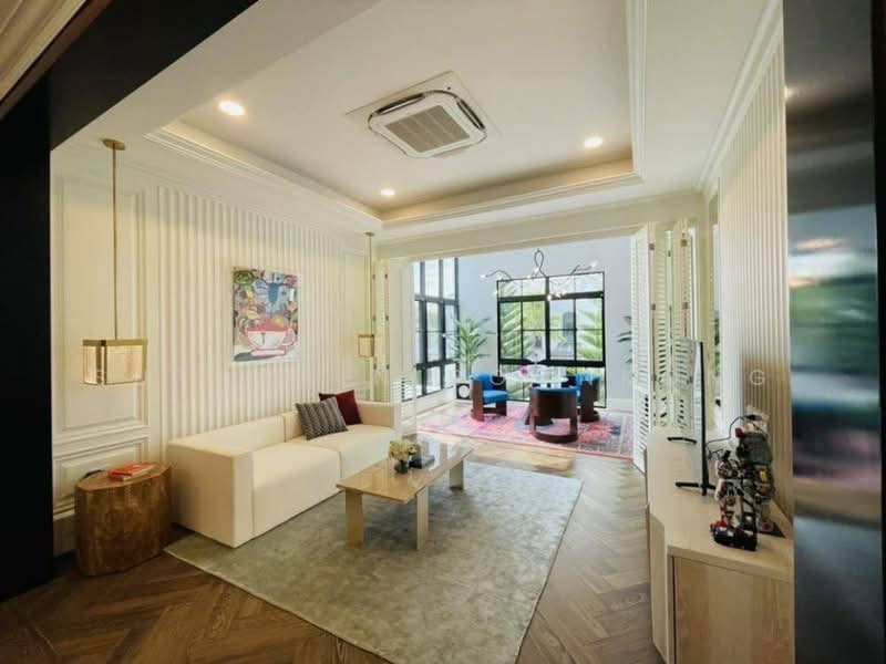 Nantawan Rama 9 - New Krungthepkreetha, Bangkok, Saphan Sung, Saphan Sung, Bangkok, 5 Bedrooms, 608 sqm, Single Detached House For Rent, by Suthasin Boonkong, 500163925 - DDproperty.com