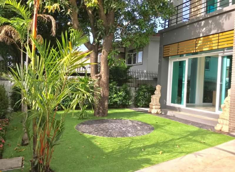 4-BR House, Bangkok, Samsen Nok, Huai Khwang, Bangkok, 4 Bedrooms, 300 sqm, Single Detached House For Rent, by Pattaporn Yongsungnone, 500163946 - DDproperty.com