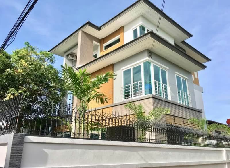 บ้าน 4-ห้องนอน, กรุงเทพ, สามเสนนอก, ห้วยขวาง, กรุงเทพ, 300 ตร.ม., บ้านเดี่ยว ขาย, โดย Pattaporn Yongsungnone, 500163948 - DDproperty.com