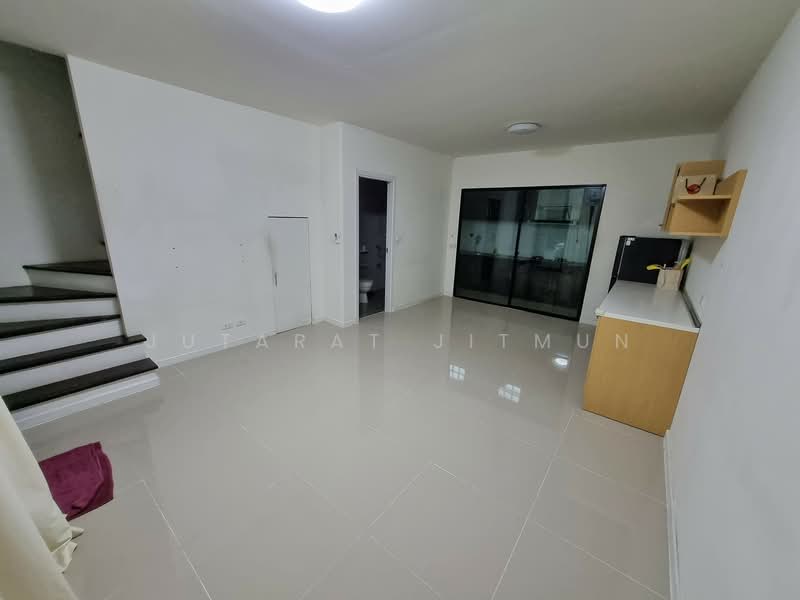 Pruksalite Lox Sukhumvit-Theparak : พฤกษาไลท์ ล็อกซ์ สุขุมวิท-เทพารักษ์, สมุทรปราการ, ซอยศรีบุญเรือง 1, บางเมืองใหม่, เมืองสมุทรปราการ, สมุทรปราการ, 100 ตร.ม., ทาวน์เฮ้าส์ ให้เช่า, โดย Jutarat Jitmun, 500163949 - DDproperty.com