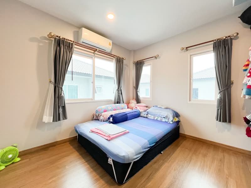 Centro Suksawat-Rama 3, Bangkok, Pracha Uthit Road 69, Bangmot, Thung Khru, Bangkok, 4 Bedrooms, 190 sqm, Single Detached House For Sale, by Chantat Raoprachong, 500163967 - DDproperty.com