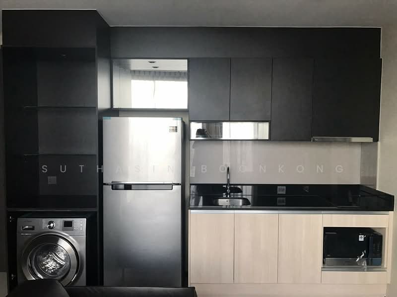 The Edge Sukhumvit 23, Bangkok, 6 Soi Sukhumvit 23, Khlongtoei Nua, Watthana, Bangkok, 2 Bedrooms, 63 sqm, Condo For Rent, by Suthasin Boonkong, 500164029 - DDproperty.com