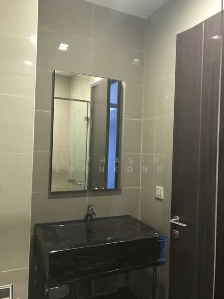 The Edge Sukhumvit 23, Bangkok, 6 Soi Sukhumvit 23, Khlongtoei Nua, Watthana, Bangkok, 2 Bedrooms, 63 sqm, Condo For Rent, by Suthasin Boonkong, 500164029 - DDproperty.com