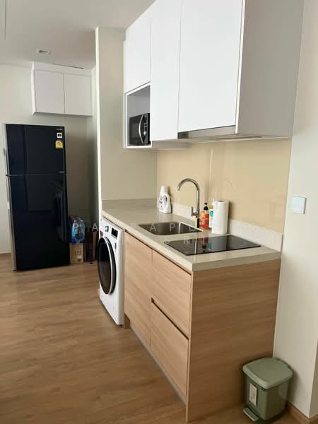 Noble Around Sukhumvit 33, Bangkok, 17 Soi Sukhumvit 33, Khlong Tan Nua, Watthana, Bangkok, 2 Bedrooms, 55 sqm, Condo For Rent, by Patraporn Kansri, 500164069 - DDproperty.com