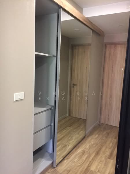 Blossom Condo @ Sathorn-Charoenrat, Bangkok, Charoen Rat Road, Thung Wat Don, Sathon, Bangkok, 1 Bedroom, 30 sqm, Condo For Rent, by Living Real Estates, 500164075 - DDproperty.com