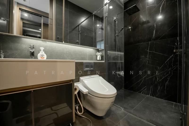 The Esse at Singha Complex, Bangkok, 1788 New Petchaburi Rd, Khlongtoei Nua, Watthana, Bangkok, 1 Bedroom, 36 sqm, Condo For Rent, by Patraporn Kansri, 500164080 - DDproperty.com