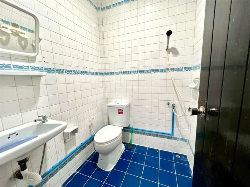 ทาวน์เฮ้าส์ 2 ชั้น 18 ตร.ว. หมู่บ้านบางบัว ซอยวิภาวดี60แยก18, Bangkok, Tha Rang, Bang Khen, Bangkok, 2 Bedrooms, 100 sqm, Townhouse For Sale, by คุณ วีนัสรา บุตรพา (เมล), 500164118 - DDproperty.com