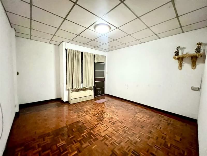 ทาวน์เฮ้าส์ 2 ชั้น 18 ตร.ว. หมู่บ้านบางบัว ซอยวิภาวดี60แยก18, Bangkok, Tha Rang, Bang Khen, Bangkok, 2 Bedrooms, 100 sqm, Townhouse For Sale, by คุณ วีนัสรา บุตรพา (เมล), 500164118 - DDproperty.com