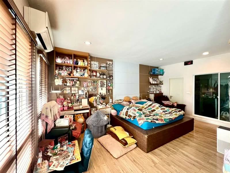 Baan Klang Muang Rama 9-Ramkhmahaeng, Bangkok, Soi Ramkhamhaeng 39, Phlapphla, Wang Thonglang, Bangkok, 3 Bedrooms, 120 sqm, Townhouse For Sale, by คุณ วีนัสรา บุตรพา (เมล), 500164184 - DDproperty.com