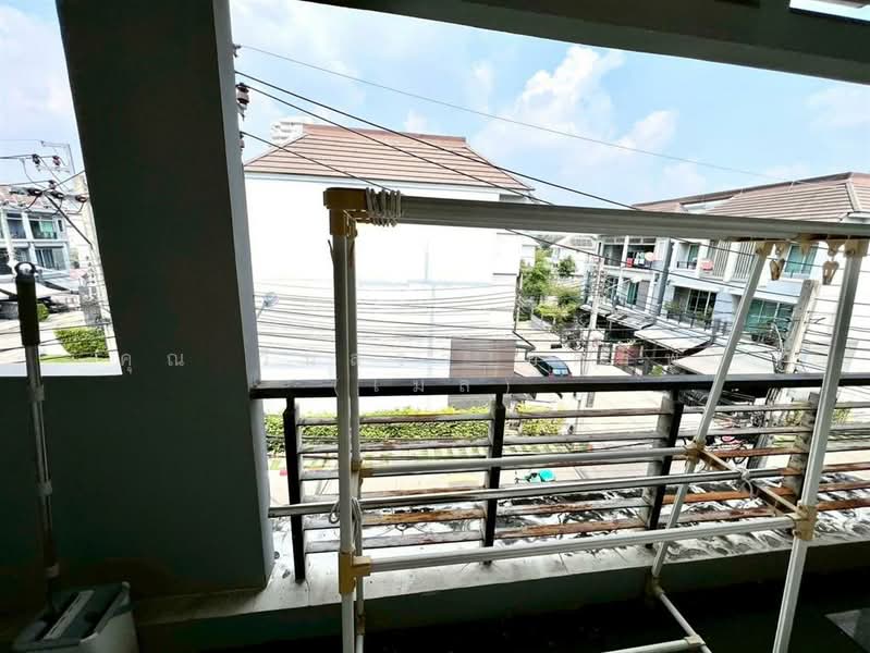 Baan Klang Muang Rama 9-Ramkhmahaeng, Bangkok, Soi Ramkhamhaeng 39, Phlapphla, Wang Thonglang, Bangkok, 3 Bedrooms, 120 sqm, Townhouse For Sale, by คุณ วีนัสรา บุตรพา (เมล), 500164184 - DDproperty.com