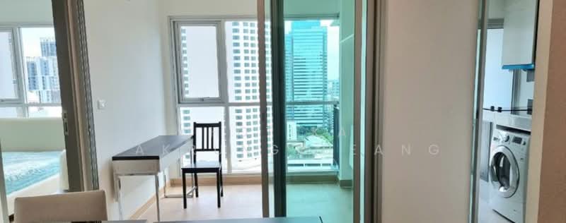 Life Ratchadapisek, Bangkok, 279 Ratchadapisaek Road, Huai Khwang, Huai Khwang, Bangkok, 2 Bedrooms, 46 sqm, Condo For Rent, by Chotika Rakrungrueang, 500164191 - DDproperty.com