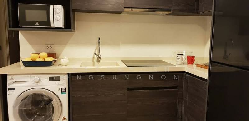 Downtown Forty Nine, Bangkok, Sukhumvit 39 Road, Khlong Tan Nua, Watthana, Bangkok, 2 Bedrooms, 58 sqm, Condo For Sale, by Pattaporn Yongsungnone, 500164235 - DDproperty.com