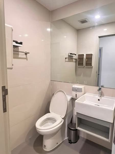 Knightsbridge Prime Sathorn, Bangkok, 599 Naradhiwas Rajanagarindra Road, Thung Maha Mek, Sathon, Bangkok, 1 Bedroom, 31 sqm, Condo For Sale, by Ratchanon Songthammakul, 500164236 - DDproperty.com