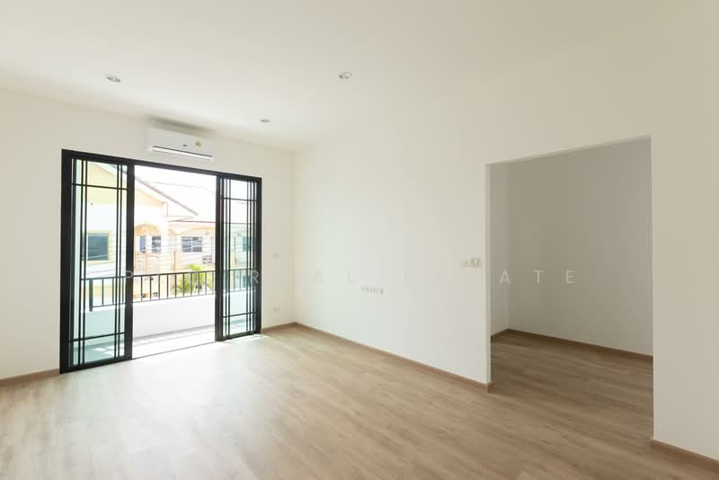 Premium 2 Storey Semi-Detached House Khao Noi East Pattaya, Chon Buri (Pattaya), Bang Lamung, Bang Lamung (Pattaya), Chon Buri (Pattaya), 4 Bedrooms, 148 sqm, Townhouse For Sale, by PLC Real Estate, 500164257 - DDproperty.com