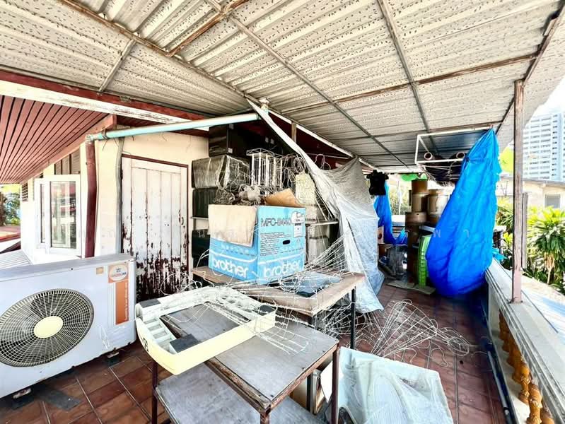 ที่ดิน+บ้านเดี่ยว 2 ชั้น 77 ตร.ว. ที่ดิน+บ้านเดี่ยว ซอยพหลโยธิน37 ถนนพหลโยธิน, Bangkok, Lat Yao, Chatuchak, Bangkok, 2 Bedrooms, 310 sqm, Single Detached House For Sale, by คุณ วีนัสรา บุตรพา (เมล), 500164270 - DDproperty.com