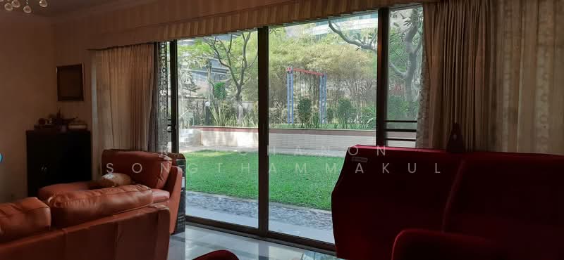 Chidlom Place, Bangkok, 6/2 Chit Lom Alley, Lumphini, Pathum Wan, Bangkok, 2 Bedrooms, 179 sqm, Condo For Sale, by Ratchanon Songthammakul, 500164277 - DDproperty.com