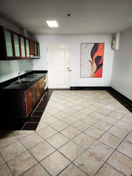 State Tower : อาคารสเตททาวเวอร์, กรุงเทพ, 1055 ถนนสีลม, สีลม, บางรัก, กรุงเทพ, 147 ตร.ม., คอนโด ให้เช่า, โดย Ratchanon Songthammakul, 500164303 - DDproperty.com