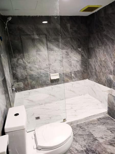 State Tower, Bangkok, 1055 Silom Road, Silom, Bang Rak, Bangkok, 2 Bedrooms, 147 sqm, Condo For Rent, by Ratchanon Songthammakul, 500164303 - DDproperty.com