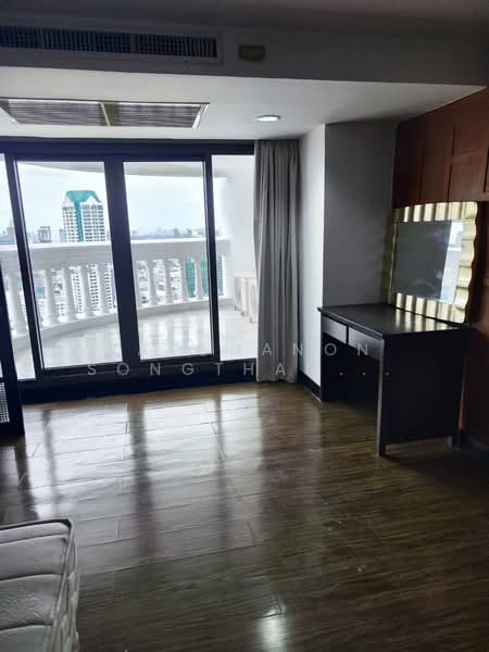 State Tower, Bangkok, 1055 Silom Road, Silom, Bang Rak, Bangkok, 2 Bedrooms, 147 sqm, Condo For Rent, by Ratchanon Songthammakul, 500164303 - DDproperty.com