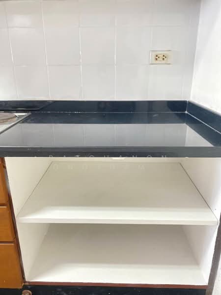 State Tower, Bangkok, 1055 Silom Road, Silom, Bang Rak, Bangkok, 2 Bedrooms, 147 sqm, Condo For Rent, by Ratchanon Songthammakul, 500164303 - DDproperty.com