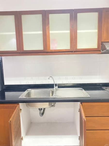 State Tower : อาคารสเตททาวเวอร์, กรุงเทพ, 1055 ถนนสีลม, สีลม, บางรัก, กรุงเทพ, 147 ตร.ม., คอนโด ให้เช่า, โดย Ratchanon Songthammakul, 500164303 - DDproperty.com