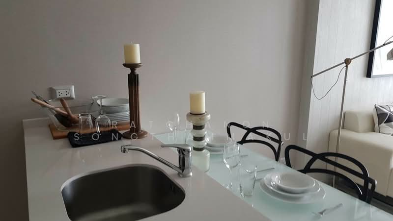 Rhythm Sukhumvit 42, Bangkok, Soi Sukhumvit 42, Sukhumvit Road, Phra Kanong, Khlong Toei, Bangkok, 1 Bedroom, 45 sqm, Condo For Rent, by Ratchanon Songthammakul, 500164332 - DDproperty.com