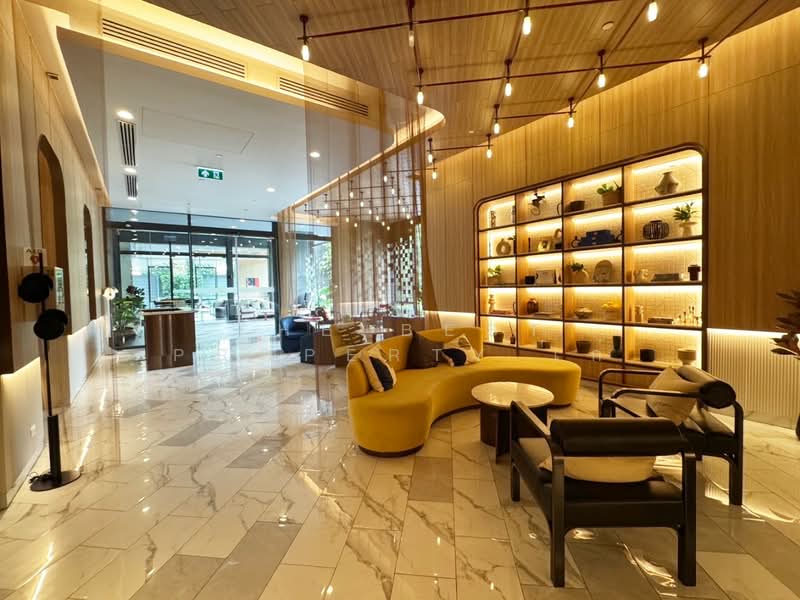 The Base Phetchaburi-Thonglor, Bangkok, Phetchaburi Rd, Bang Kapi, Huai Khwang, Bangkok, 1 Bedroom, 30 sqm, Condo For Sale, by The Best Property เก๋, 500164334 - DDproperty.com