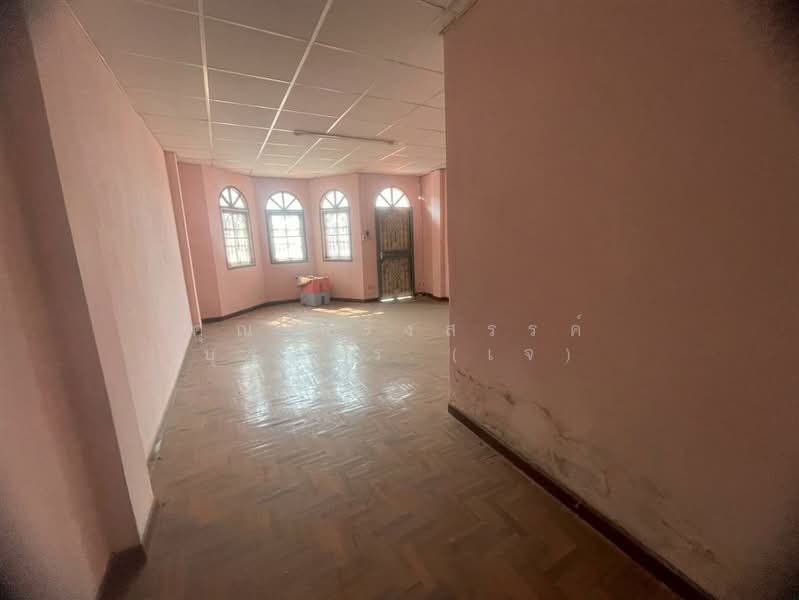 หมู่บ้านฉัตรนคร บางแค-บางบอน ( Baan Chatnakorn ), Bangkok, Bang Khae, Bang Khae, Bangkok, 3 Bedrooms, 120 sqm, Townhouse For Sale, by คุณ นรังสรรค์ บุราคร (เจ), 500164398 - DDproperty.com