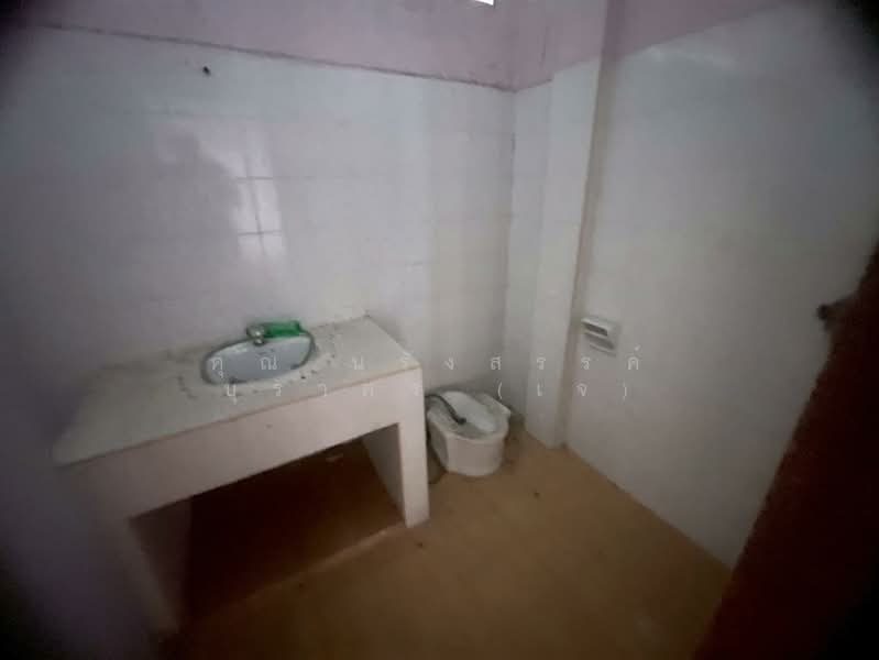 หมู่บ้านฉัตรนคร บางแค-บางบอน ( Baan Chatnakorn ), Bangkok, Bang Khae, Bang Khae, Bangkok, 3 Bedrooms, 120 sqm, Townhouse For Sale, by คุณ นรังสรรค์ บุราคร (เจ), 500164398 - DDproperty.com