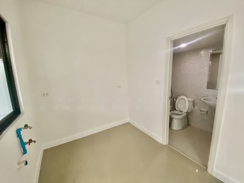 Pruksa Ville 73 Patthanakan, Bangkok, Soi Pattanakarn 38, Suan Luang, Suan Luang, Bangkok, 3 Bedrooms, 120 sqm, Townhouse For Sale, by Thananthorn Wongvarnkaseam, 500164410 - DDproperty.com