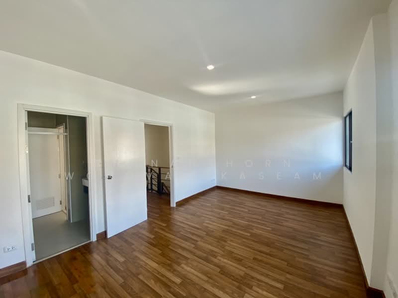 Pruksa Ville 73 Patthanakan, Bangkok, Soi Pattanakarn 38, Suan Luang, Suan Luang, Bangkok, 3 Bedrooms, 120 sqm, Townhouse For Sale, by Thananthorn Wongvarnkaseam, 500164410 - DDproperty.com