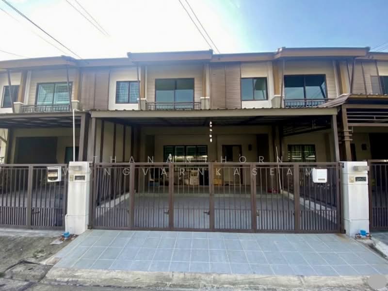 Pruksa Ville 73 Patthanakan, Bangkok, Soi Pattanakarn 38, Suan Luang, Suan Luang, Bangkok, 3 Bedrooms, 120 sqm, Townhouse For Sale, by Thananthorn Wongvarnkaseam, 500164410 - DDproperty.com