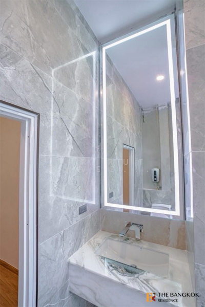 House Area Ekamai, Bangkok, Khlong Tan Nua, Watthana, Bangkok, 5 Bedrooms, 303 sqm, Townhouse For Sale, by Sirirut Havee Akehurst, 500164490 - DDproperty.com