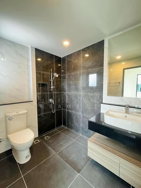 The City Sukhumvit-Onnut, Bangkok, 588/2 Soi On Nut 70/1, Prawet, Prawet, Bangkok, 4 Bedrooms, 252 sqm, Single Detached House For Sale, by Jetsada Theamphet, 500164502 - DDproperty.com