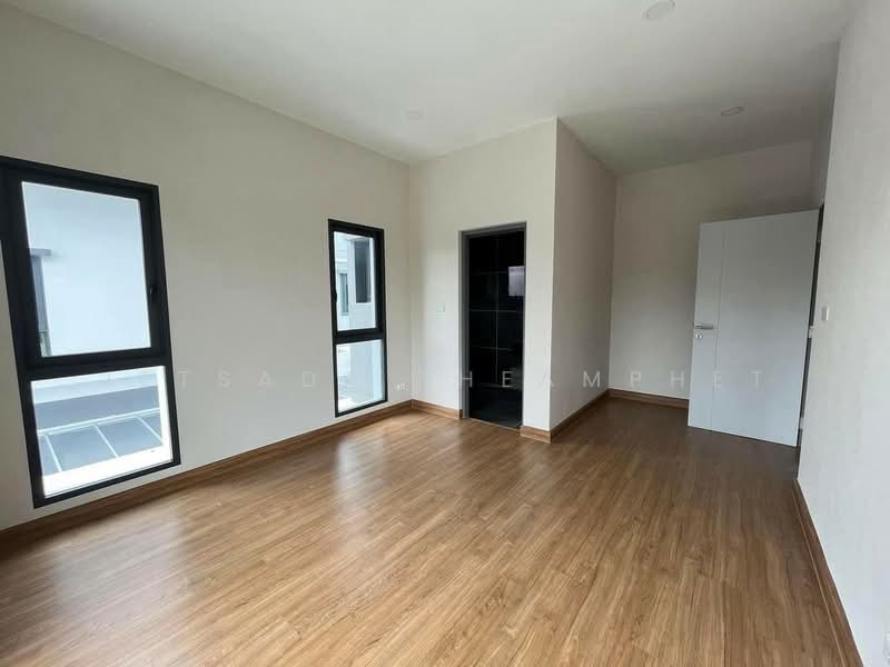 The City Sukhumvit-Onnut, Bangkok, 588/2 Soi On Nut 70/1, Prawet, Prawet, Bangkok, 4 Bedrooms, 252 sqm, Single Detached House For Sale, by Jetsada Theamphet, 500164502 - DDproperty.com