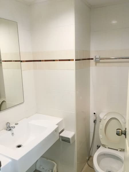 Lumpini Place Narathiwas-Chaopraya, Bangkok, 1298 Rama 3 Road, Chong Nonsi, Yan Nawa, Bangkok, 1 Bedroom, 40 sqm, Condo For Rent, by กำพนธ์ อัศวศิริวิลาศ, 500164505 - DDproperty.com