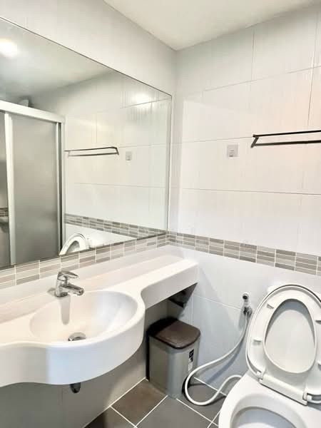 Lumpini Place Srinakarin-Huamak Station, Bangkok, Srinakarin Road, Suan Luang, Suan Luang, Bangkok, 1 Bedroom, 32 sqm, Condo For Rent, by กำพนธ์ อัศวศิริวิลาศ, 500164527 - DDproperty.com