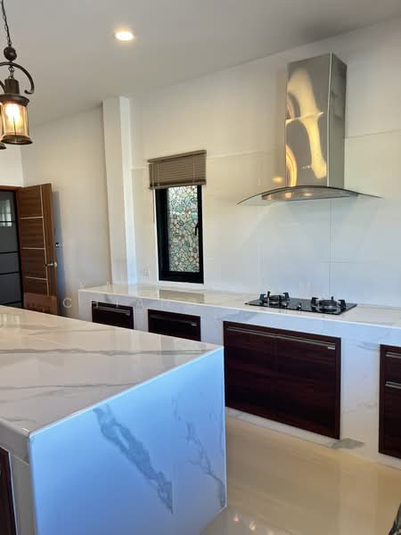 ็House for sale in Hang Dong, Chiang Mai, Sop Mae Kha, Hang Dong, Chiang Mai, 3 Bedrooms, 250 sqm, Single Detached House For Sale, by Kanphakpim Chiangmai Nice Home, 500164539 - DDproperty.com