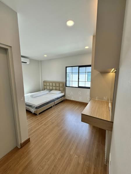 Centro Bangna : เซนโทร บางนา, สมุทรปราการ, 111 ซอย3, บางแก้ว, บางพลี, สมุทรปราการ, 250 ตร.ม., บ้านเดี่ยว ให้เช่า, โดย Maiyara Juancharoen, 500164540 - DDproperty.com