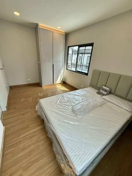 Centro Bangna : เซนโทร บางนา, สมุทรปราการ, 111 ซอย3, บางแก้ว, บางพลี, สมุทรปราการ, 250 ตร.ม., บ้านเดี่ยว ขาย, โดย Maiyara Juancharoen, 500164549 - DDproperty.com