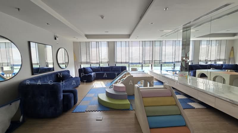 NUE Noble Ngamwongwan : นิวโนเบิล งามวงศ์วาน, นนทบุรี, ถนนงามวงศ์วาน, บางเขน, เมืองนนทบุรี, นนทบุรี, 27 ตร.ม., คอนโด ให้เช่า, โดย Naphattarat Rachatacharoonrut (NATTY), 500164558 - DDproperty.com