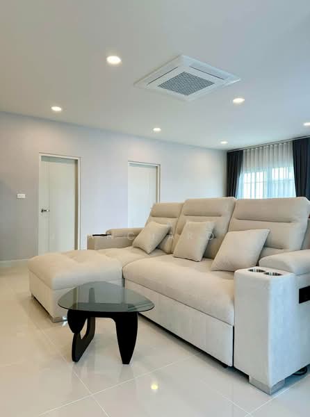 Centro Bangna : เซนโทร บางนา, สมุทรปราการ, 111 ซอย3, บางแก้ว, บางพลี, สมุทรปราการ, 303 ตร.ม., บ้านเดี่ยว ให้เช่า, โดย Maiyara Juancharoen, 500164586 - DDproperty.com