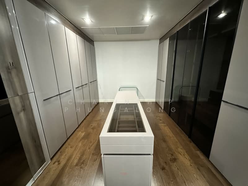 Quarter 39, Bangkok, 138  Soi Sukhumvit 39, Khlong Tan Nua, Watthana, Bangkok, 4 Bedrooms, 500 sqm, Townhouse For Rent, by Charinthip Phungalong, 500164611 - DDproperty.com