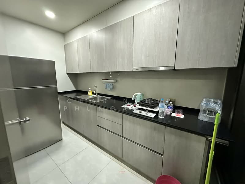 Quarter 39, Bangkok, 138  Soi Sukhumvit 39, Khlong Tan Nua, Watthana, Bangkok, 4 Bedrooms, 500 sqm, Townhouse For Rent, by Charinthip Phungalong, 500164611 - DDproperty.com