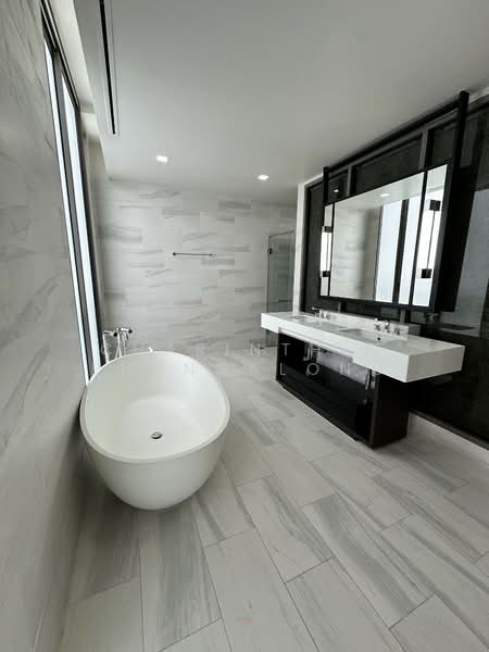 Quarter 39, Bangkok, 138  Soi Sukhumvit 39, Khlong Tan Nua, Watthana, Bangkok, 4 Bedrooms, 500 sqm, Townhouse For Rent, by Charinthip Phungalong, 500164611 - DDproperty.com