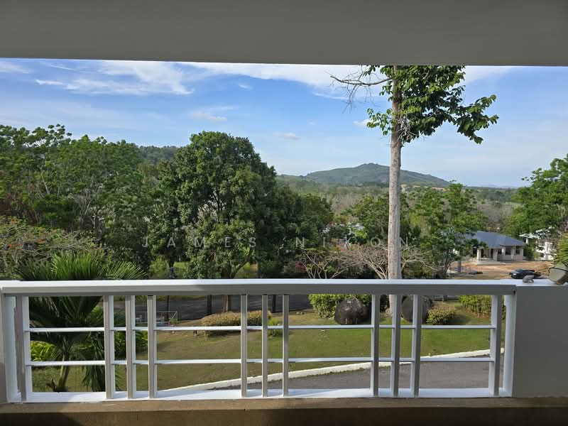 Blue Canyon Golf And Country Club, Phuket, Mai Khao, Thalang, Phuket, 3 Bedrooms, 226 sqm, Condo For Sale, by James Nixon, 500164658 - Terrace walk out from living room - DDproperty.com