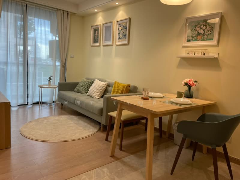 Regal Sathon-Naradhiwas, Bangkok, Naradhiwas Rajanagarindra Road, Thung Maha Mek, Sathon, Bangkok, 1 Bedroom, 34 sqm, Condo For Rent, by พชร ชาญศิริ, 500164689 - DDproperty.com